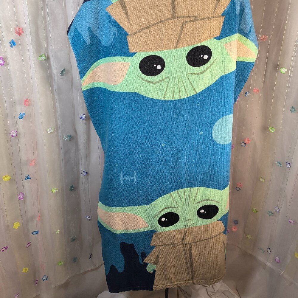 Star Wars Baby Yoda Beach Towel